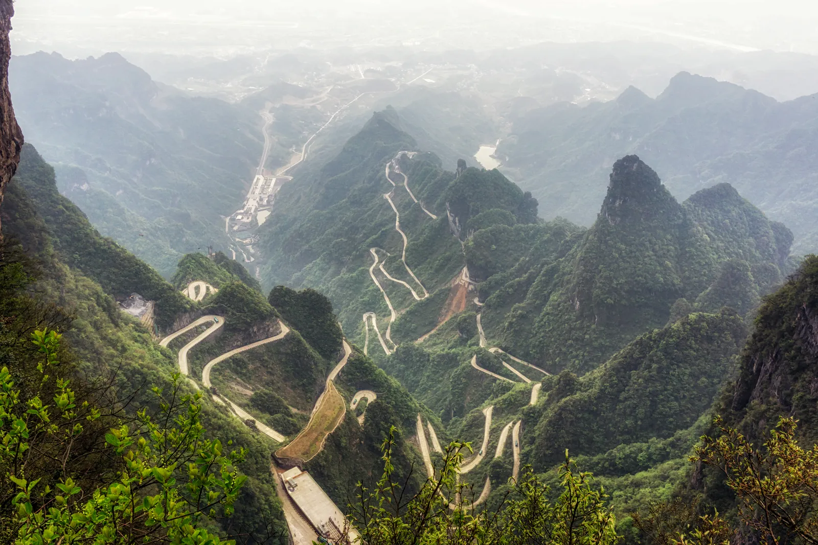 99 Bends China, Deadliest Road in the world